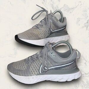 Nike React Infinity Run Flyknit 2 Particle Grey Running Athletic Shoe Women 6.5